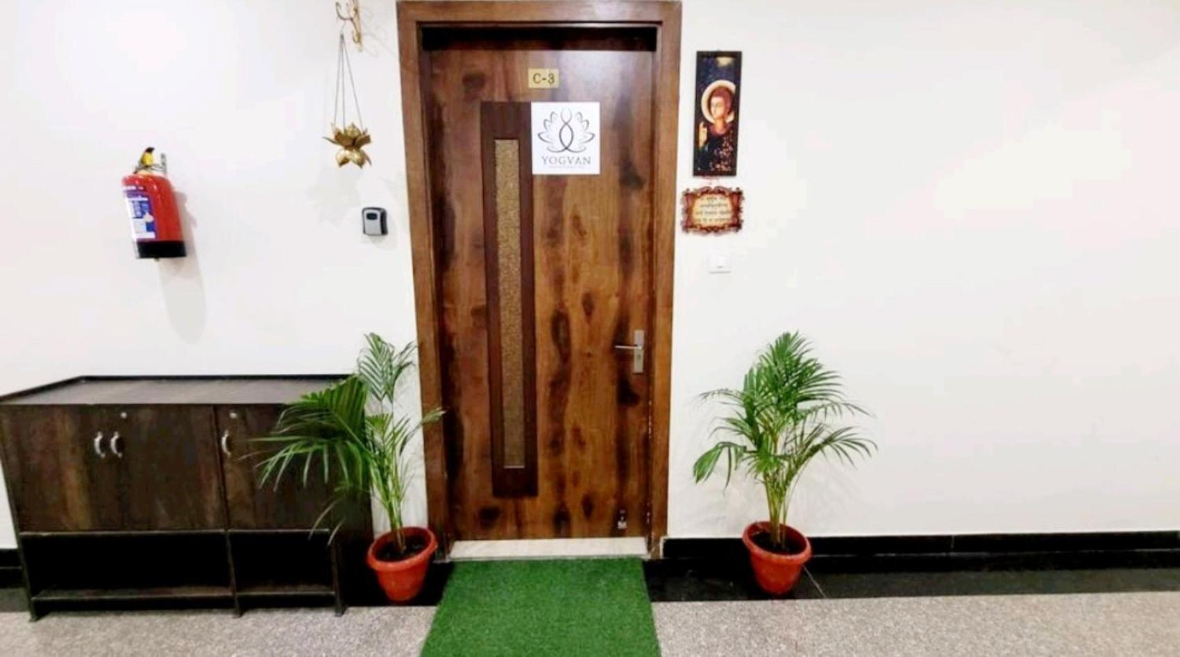 Yogvan Luxury 1Bhk Apartments Tapovan Rishikesh Ngoại thất bức ảnh